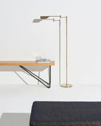 Leaf-Design Metal Floor Lamp – 3-Touch Dimmer LED, 135cm