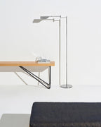 Leaf-Design Metal Floor Lamp – 3-Touch Dimmer LED, 135cm