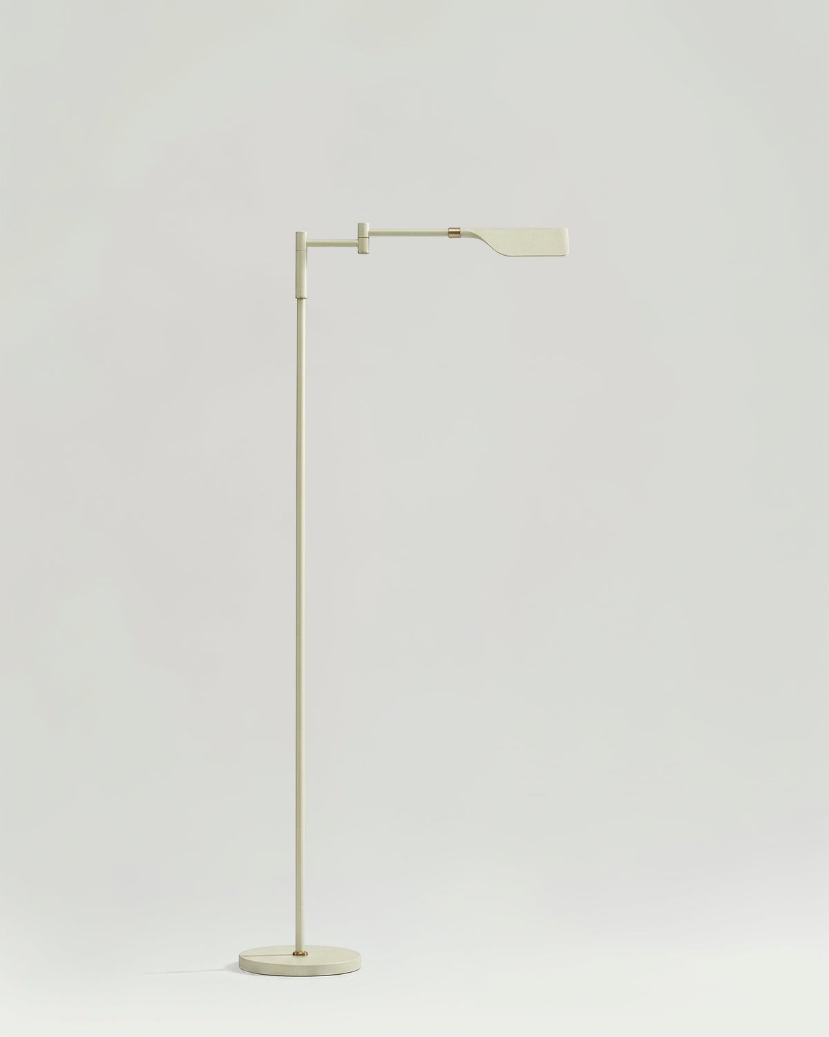Leaf-Design Metal Floor Lamp – 3-Touch Dimmer LED, 135cm